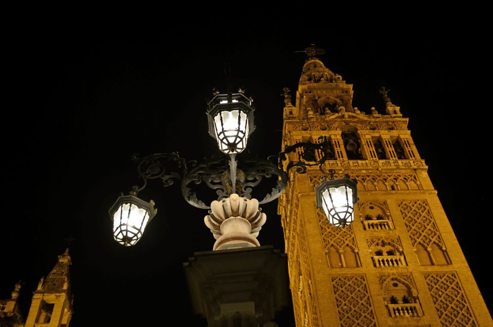 Seville: Paranormal Walking Tour En Español - Booking Details