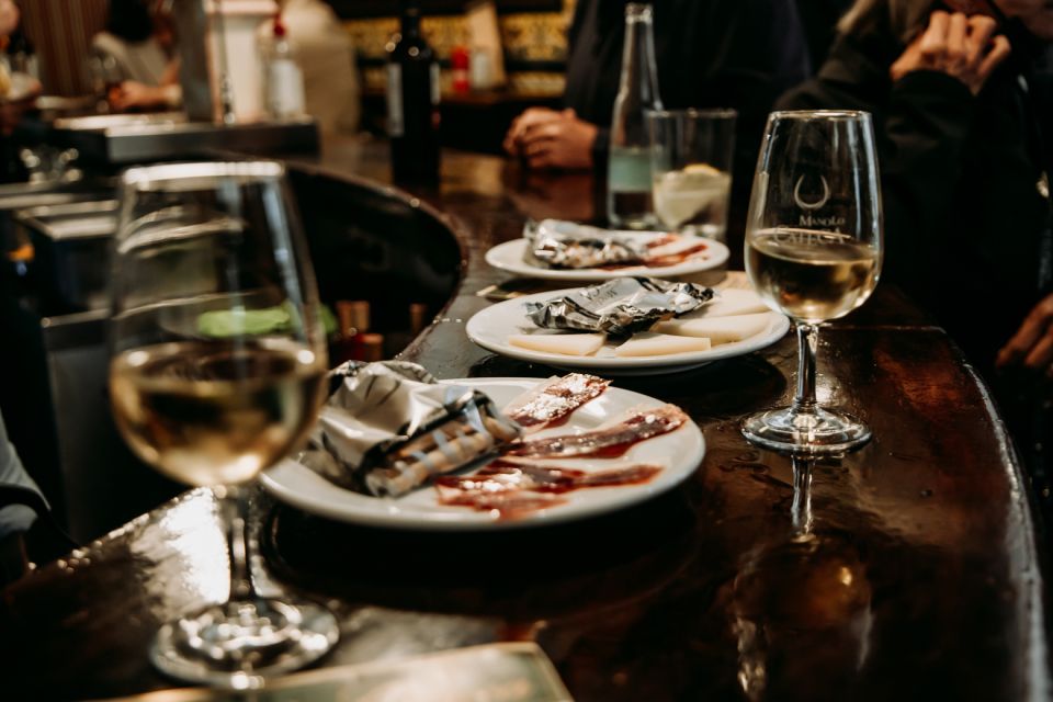 Seville: Tapas, Taverns, and History Walking Tour - Booking Details