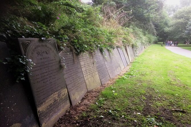 Small-Group St. James Cemetery Tour in Liverpool - Last Words