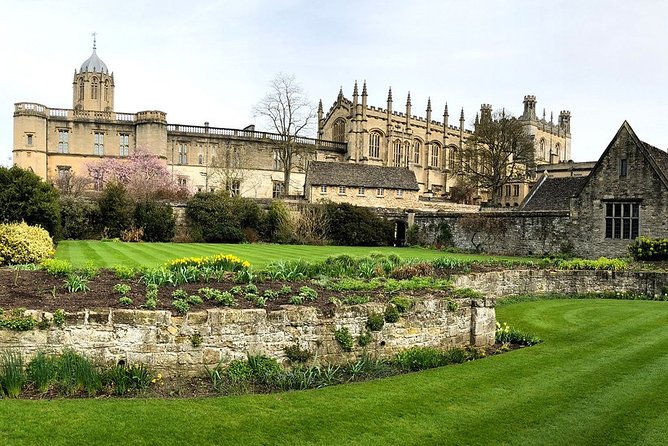 Step Back in Time With Oxford Private Day Tour - Booking and Pricing Details