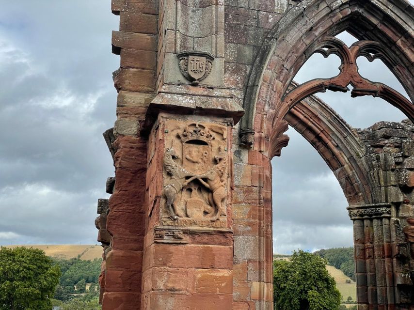 Stone & Story: Rosslyn Chapel & Melrose Abbey Day Trip - Melrose Abbey Visit