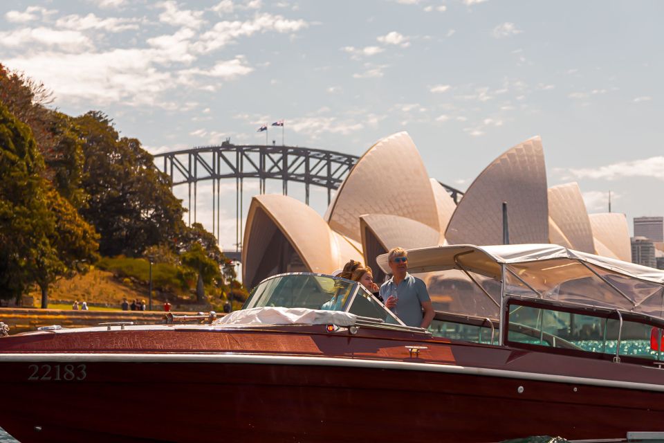 Sydney: Private 2 Hour Icons and Highlights Harbour Cruise - Live Tour Guide