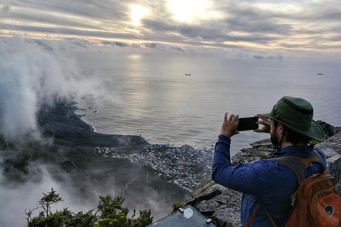 Table Mountain Adventurous Hike & Cable Car Down - Weather Considerations and Group Requirements