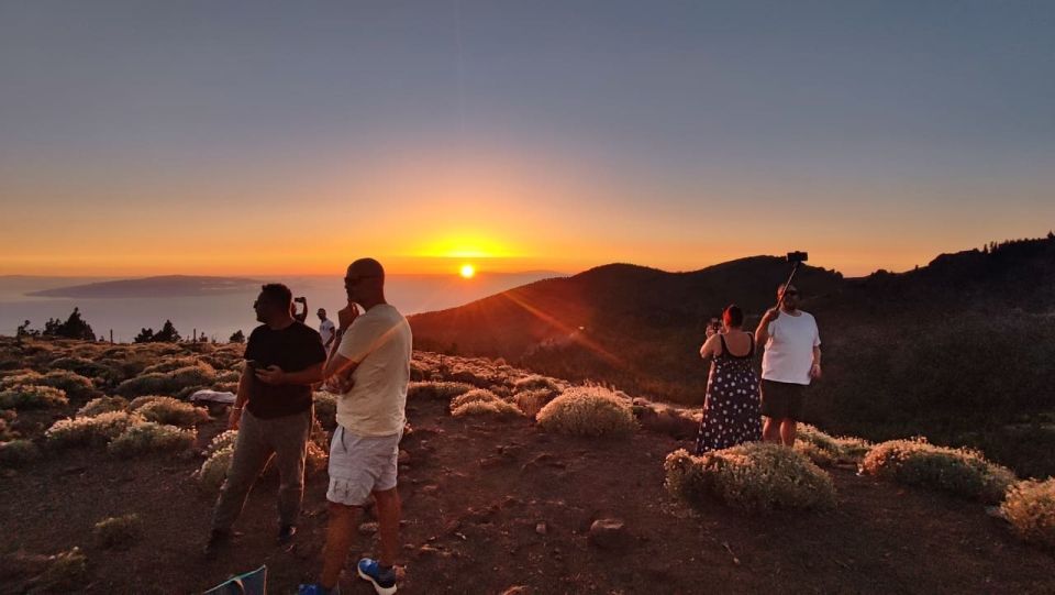 Tenerife: Wine Tasting With Tapas, Teide at Sunset (Shared) - Hosts Language Availability