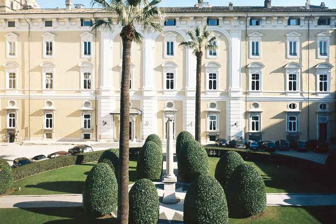 The Colonna Palace Walking Tour - Operator Information