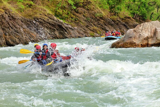 Thrilling Jungle Safari & White Water Rafting Expedition