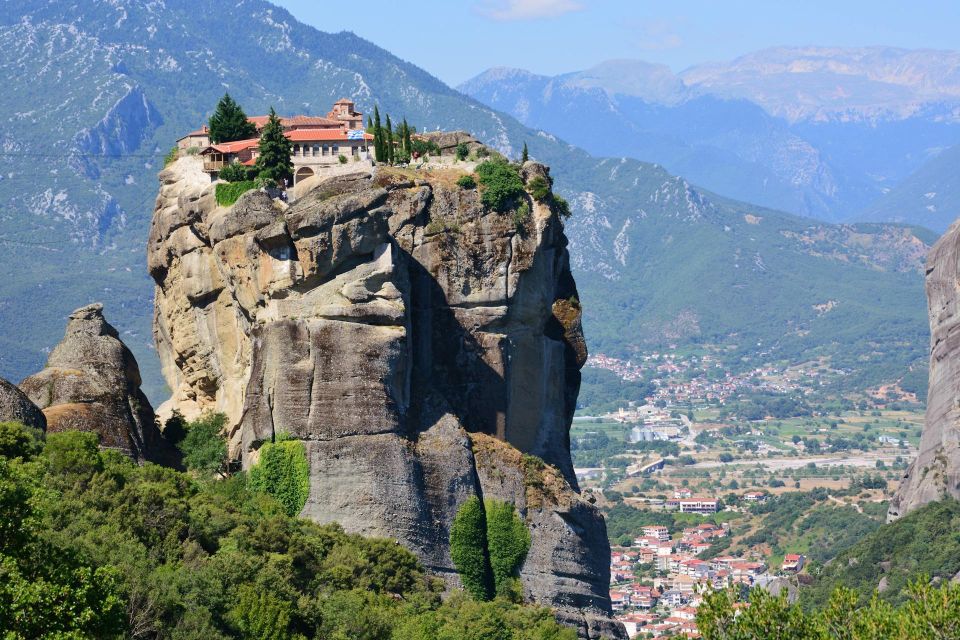 Tour to Meteora & Thermopylae - Common questions