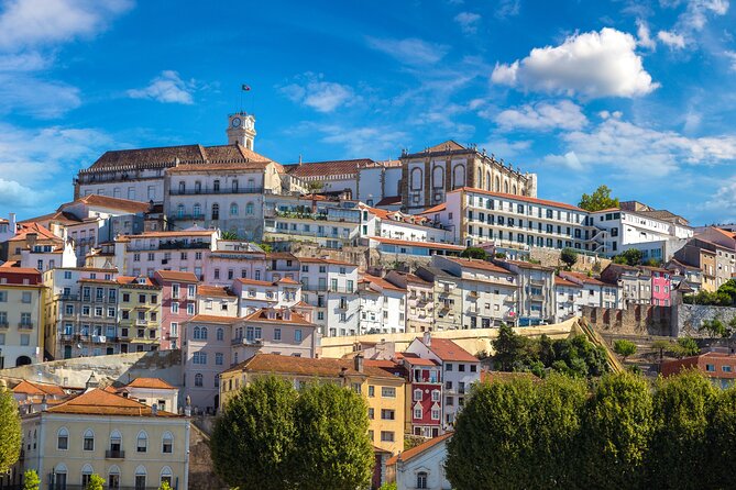 Transfer Tour Lisbon/Porto With 2 Stops Options Óbidos, Nazaré, Fátima, Coimbra - Common questions