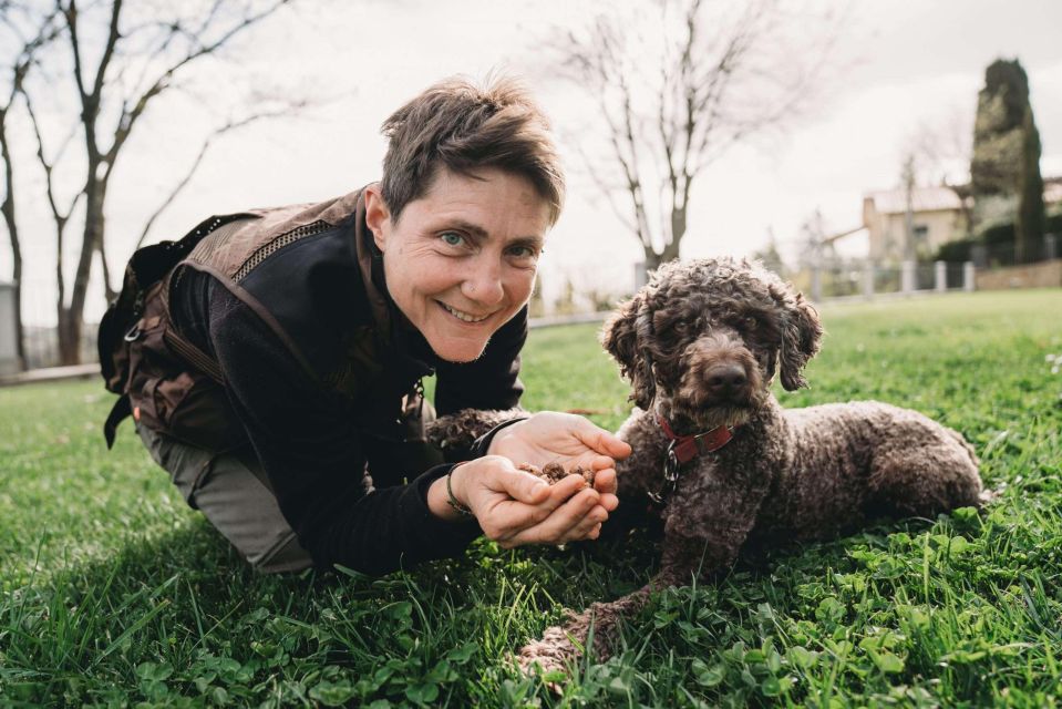 Truffle Hunt in Chianti and Cooking Class With Sunset Dinner - Pickup and Group Details