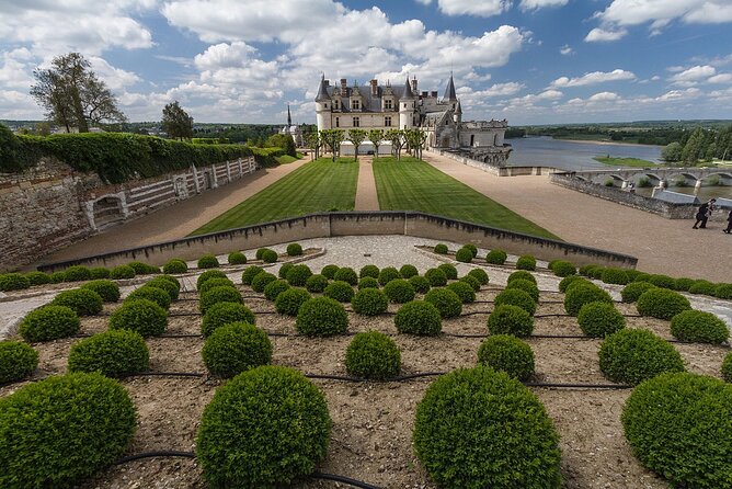 Unforgettable Loire Valley VIP Tour (From Paris) - Tree Castles in One Day! - Departure Point and Duration