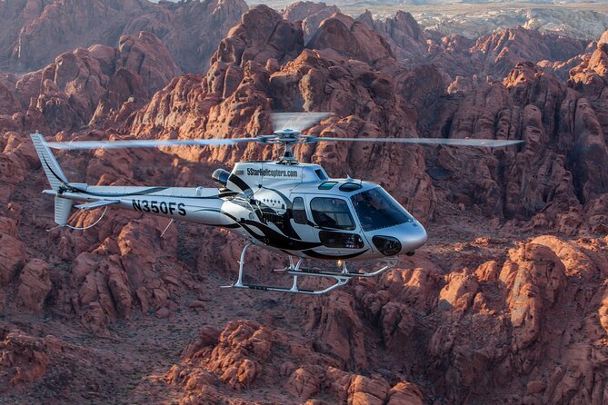 Valley of Fire Helicopter Tour and Landing With Champagne Toast - Landing Location and Toast Details