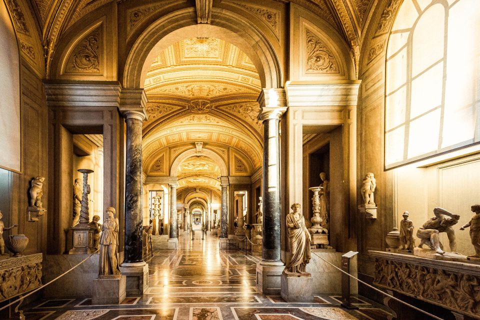 Vatican: Exclusive Sistine Chapel & Museums After-Hours Tour - Inclusions and Meeting Point