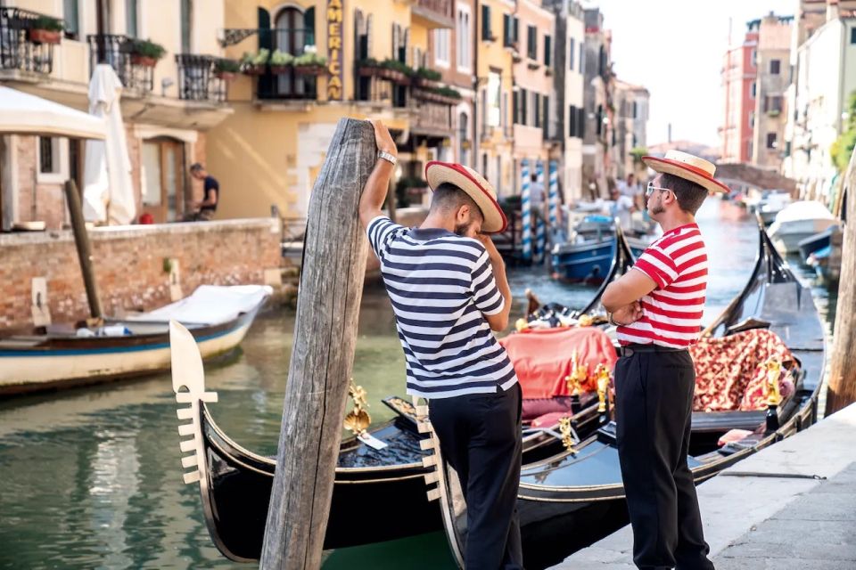 Venice: Off the Beaten Path Private Gondola Ride - Tour Highlights and Itinerary