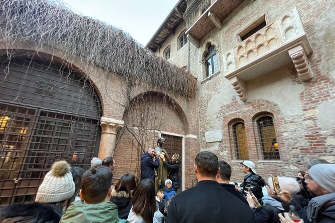 Verona Small Group Walking Tour With Cable Car and Arena Tickets - Customer Reviews