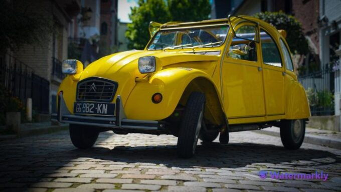 Versailles: 2cv Tower - Booking Details