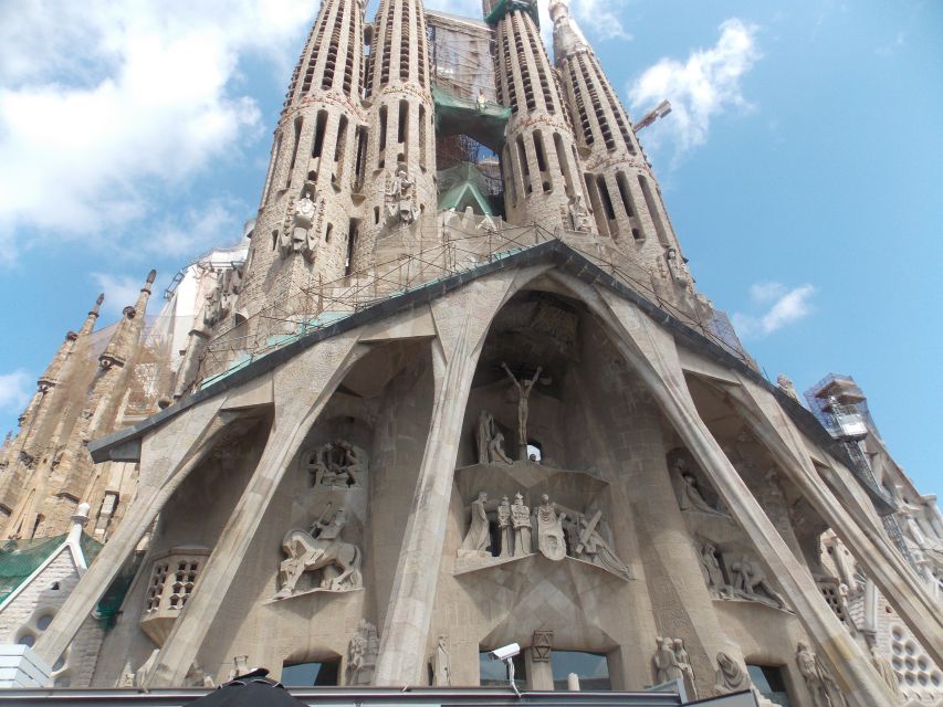 Welcome to Barcelona: Private Tour With a Local - Customer Satisfaction