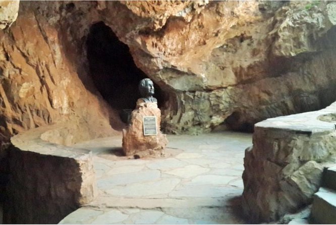 Wonder Caves With Sterkfontein Caves - Common questions