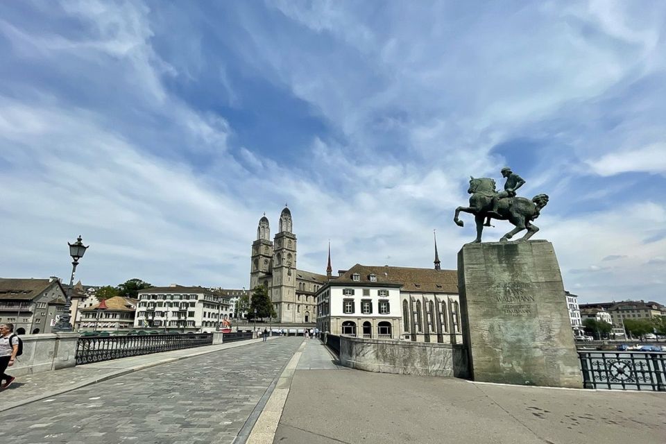 Zürich: 2-Hour Sightseeing Bus Tour - Insights From Customer Reviews