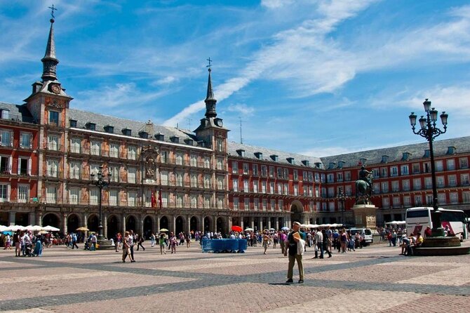 10-Day Tour Madrid and Basque Country. - Accommodation Options