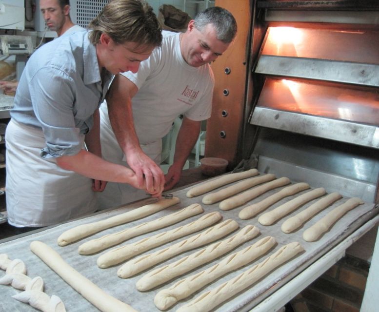 2-Hour Bread Making Class in Paris - Instructor Availability