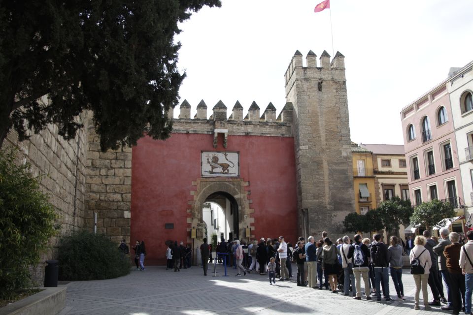 Alcázar Guided Tour & Roof Tour - Tour Itinerary