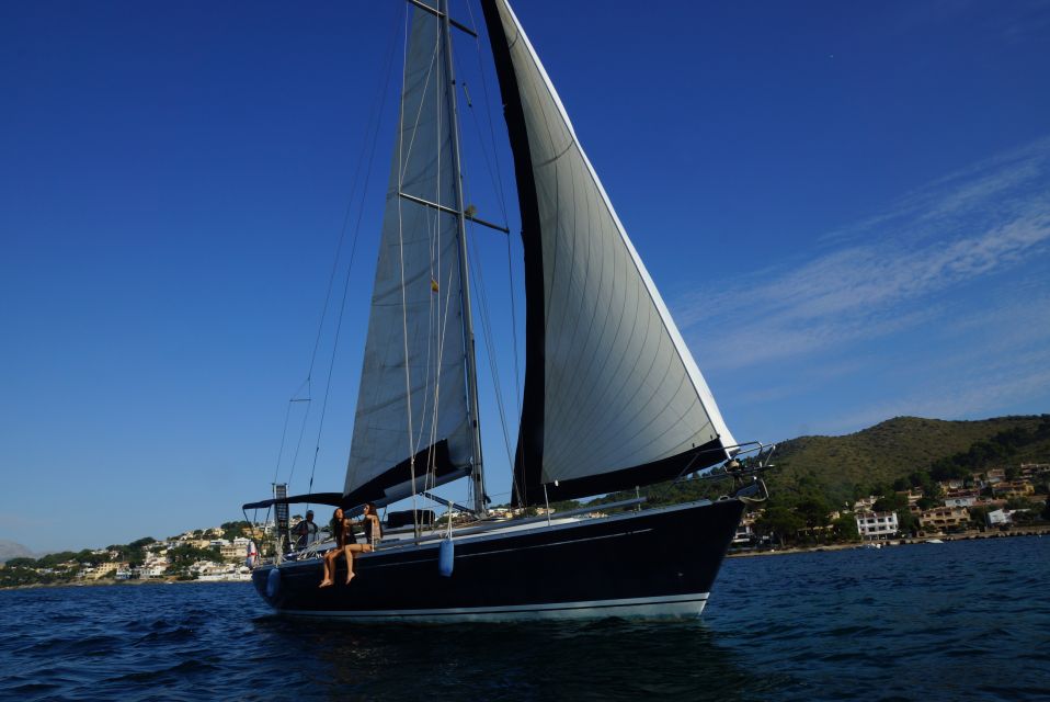 Alcudia: Romantic Sailing Trip With Diner for 2 - Starting Point and Reservations