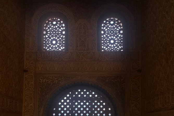 Alhambra: Night Visit to Nasrid Palaces - Last Words