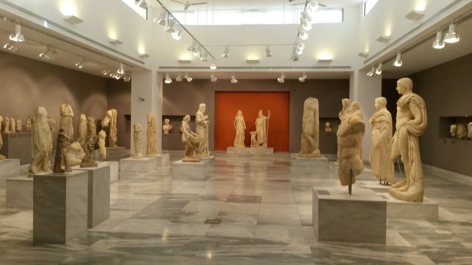 Archaeological Museum of Heraklion: Guided Walking Tour - Important Items to Bring and Restrictions