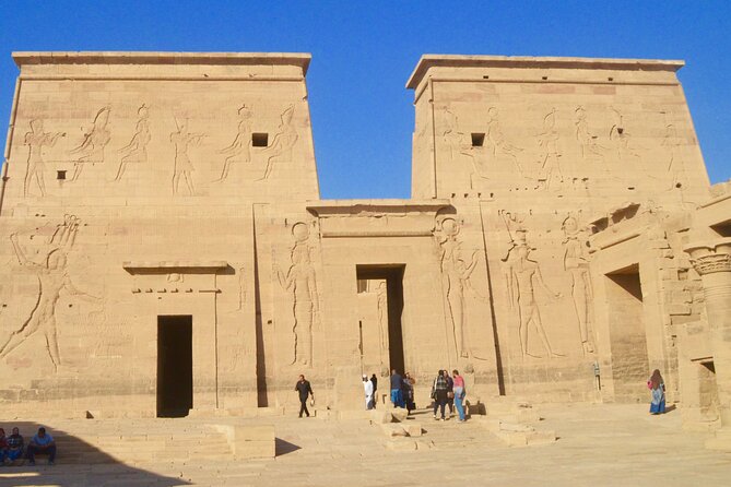 Aswan: Edfu and Kom Ombo Day Tour With Luxor Transfer - Common questions