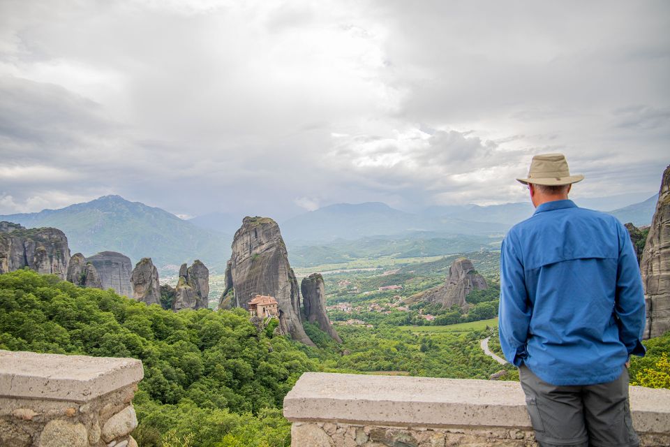 Athens to Meteora: Monasteries & Hidden Caves Bus Tour - Journey Details