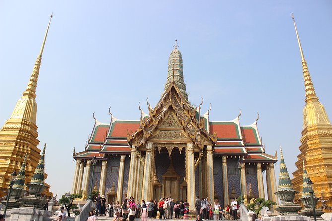 Bangkok Temple Emerald Buddha Entrance Ticket With Hotel Transfer - Participant Information
