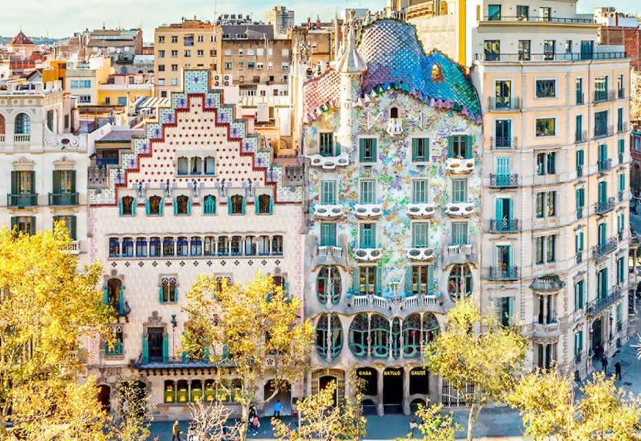 Barcelona: Casa Batllo & Casa Mila Guided Tour With Tickets - Last Words