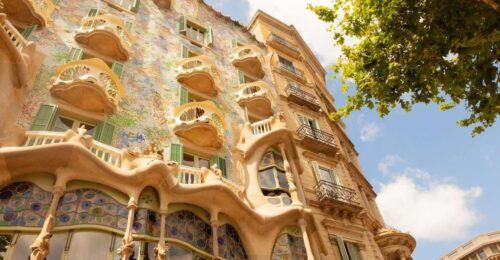 Barcelona: Gaudís City Masterpieces Self-Guided Audio Tour - Common questions