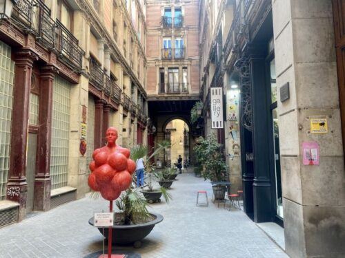 Barcelona: Gothic Quarter Smartphone Audio Walking Tour - Directions