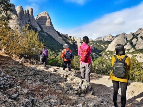 Barcelona: Montserrat Hiking Experience and Monastery Visit - Directions