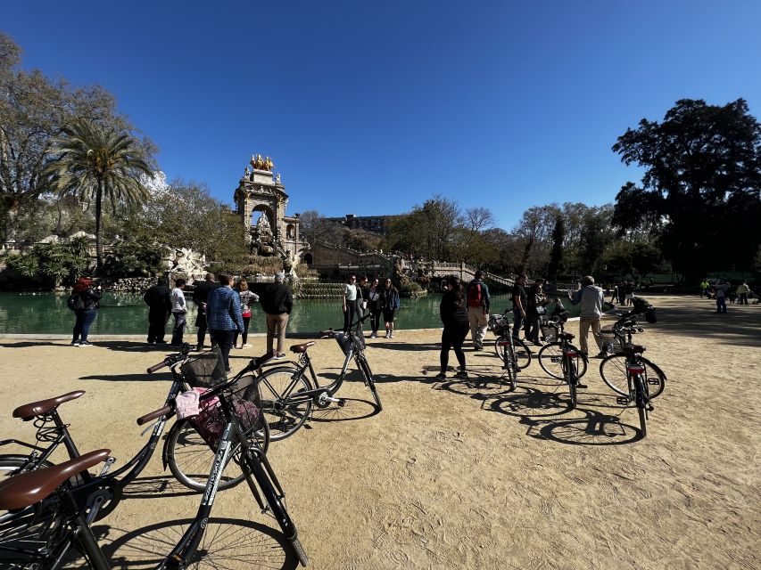 Barcelona: Sagrada Familia Private E-bike or E-Scooter Tour - Restrictions and Safety Information