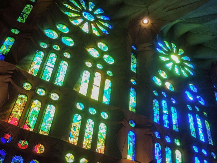 Barcelona: Sagrada Familia Skip-the-Line Private Tour - Tour Restrictions