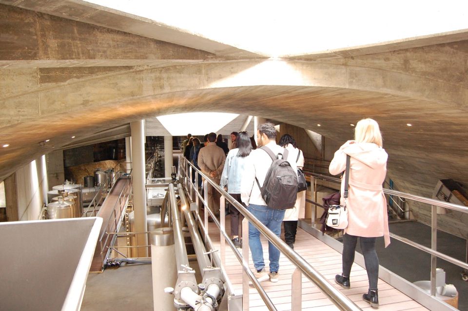 Barcelona: Wine & Sparkling Wine Premium Tour - Tour Directions and Logistics