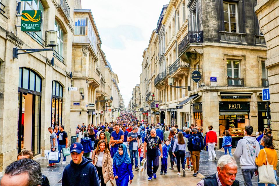 Bordeaux: Express Walk With a Local in 60 Minutes - Common questions