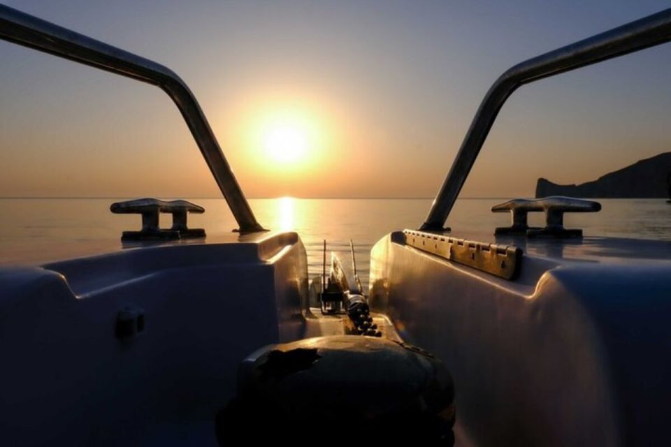 Cádiz: Private Sun Cruise for 2 With Aperitivo and Wine - Common questions