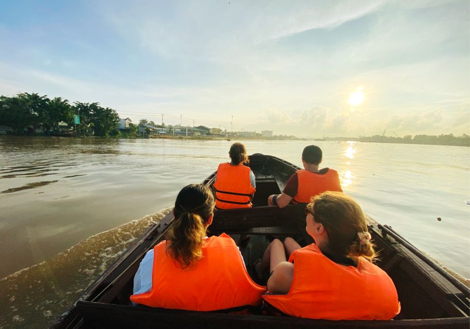 'Cai Rang' Floating Market 2-Day Tour With Biking & Boating - Visit to Cai Rang Floating Market