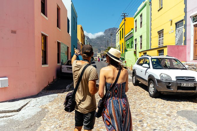 Cape Town Highlights & Hidden Gems Including Tickets and Snack - Bo-Kaap Exploration
