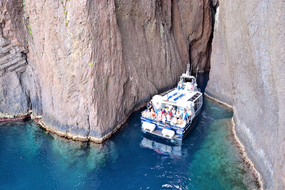 Cargèse: Scandola and Piana Boat Tour With Stop at Girolata - Meeting Point and Important Information