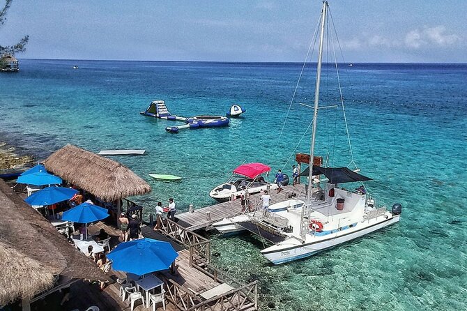 Catamaran Snorkel to El Cielo and Tortugas Beach Club - Relaxation at Tortugas Beach Club