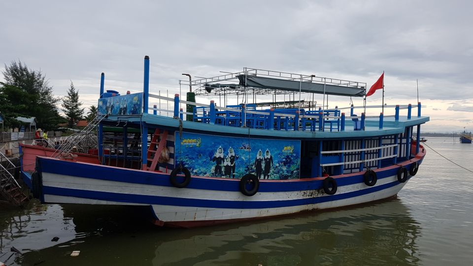 Cham Island: Snorkeling Tour - Seafood Lunch at Cham Jungle Restaurant