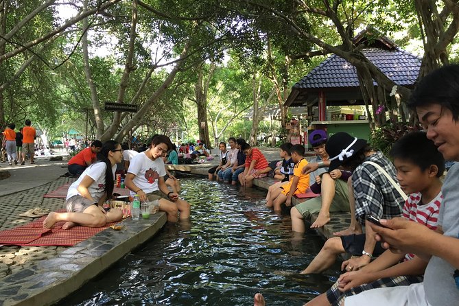 Chiang Mai Half Day Tour Sankampaeng Hot Spring & Handicraft (Minimum 2 Pax) - Common questions