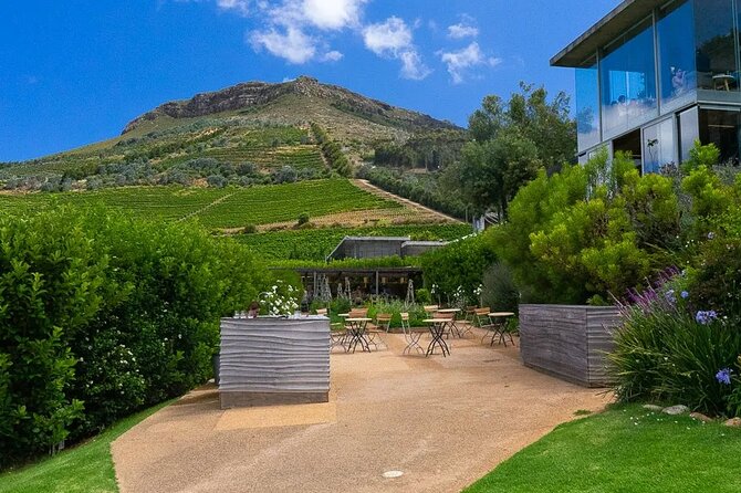 Constantia Winelands Kirstenbosch Gardens Luxury Guided Daytrip - Common questions