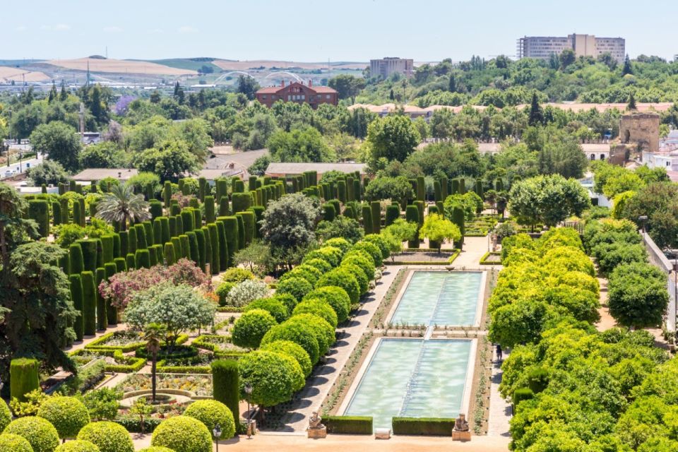 Córdoba: Alcázar and Jewish Quarter 2-Hour Guided Tour - Common questions