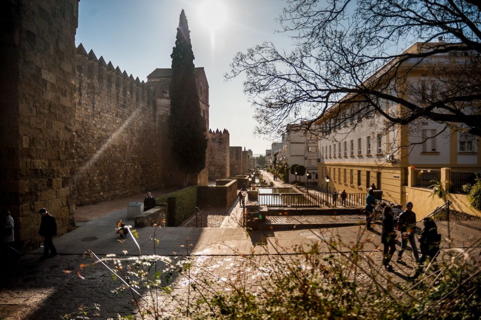 Córdoba: City Sightseeing Hop-On Hop-Off Bus Tour - Positive Aspects