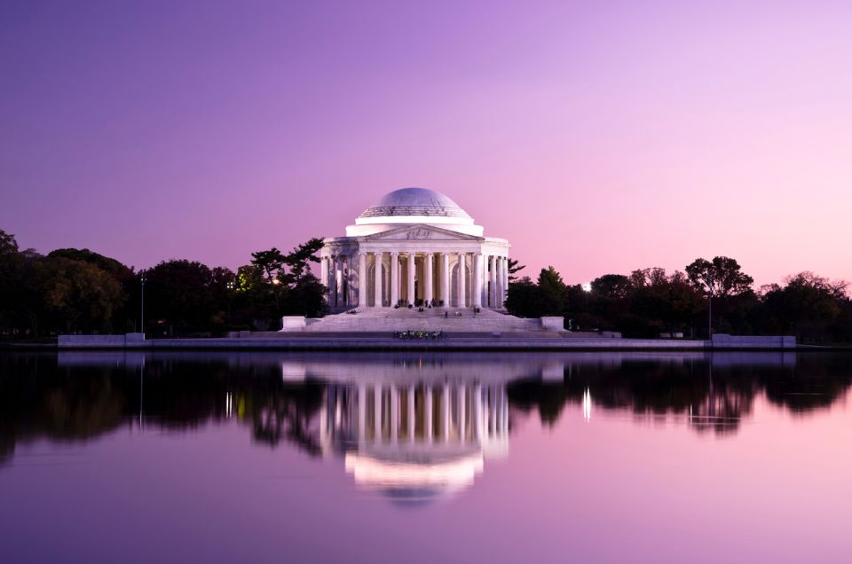 DC: Monuments and Memorials Night Tour by Open-Top Bus - Last Words